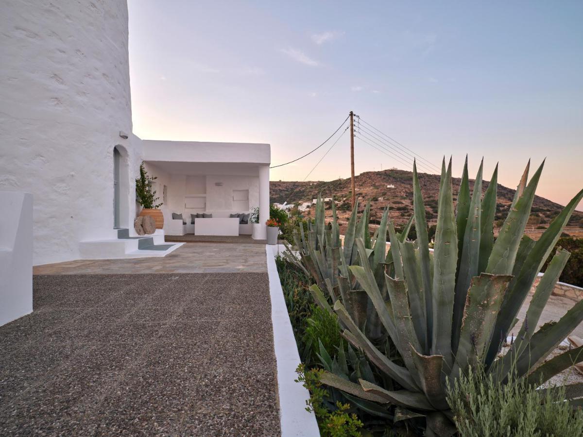 The Windmill Kimolos Luaran gambar
